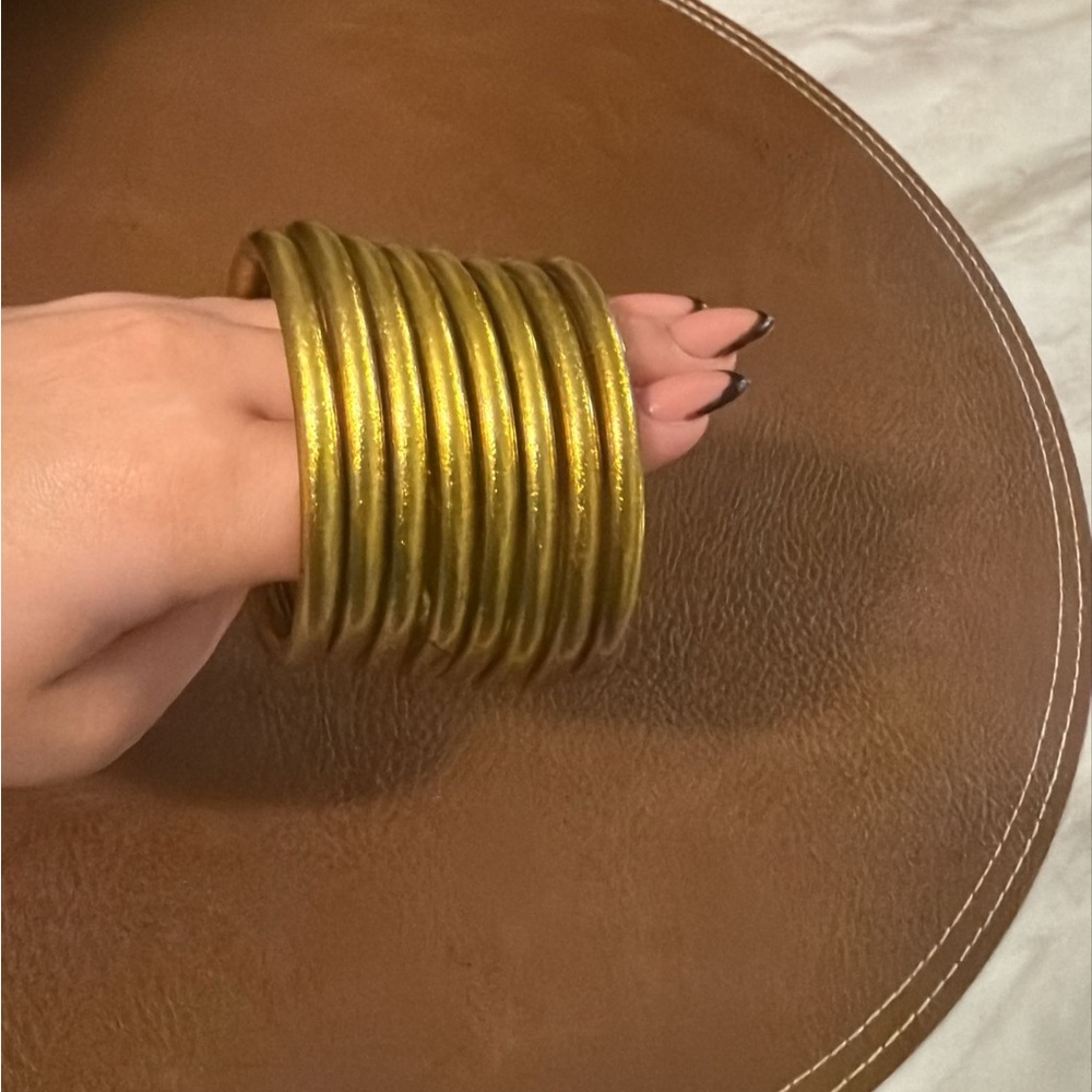 Elegant Gold Bangle Set